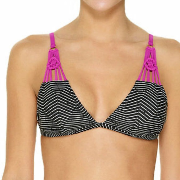 Ambrielle Other - Ambrielle Geo Linear Triangle Swimsuit Top